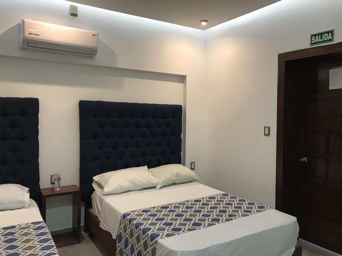 Hotel Plaza Amalia ทักซ์ทลา กูทิเอเรซ ภายนอก รูปภาพ