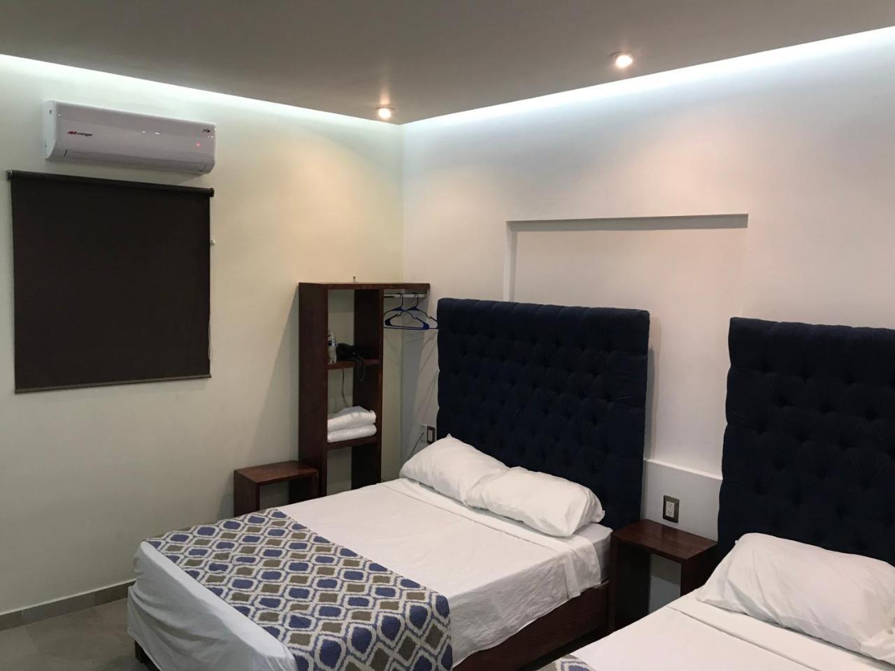 Hotel Plaza Amalia ทักซ์ทลา กูทิเอเรซ ภายนอก รูปภาพ