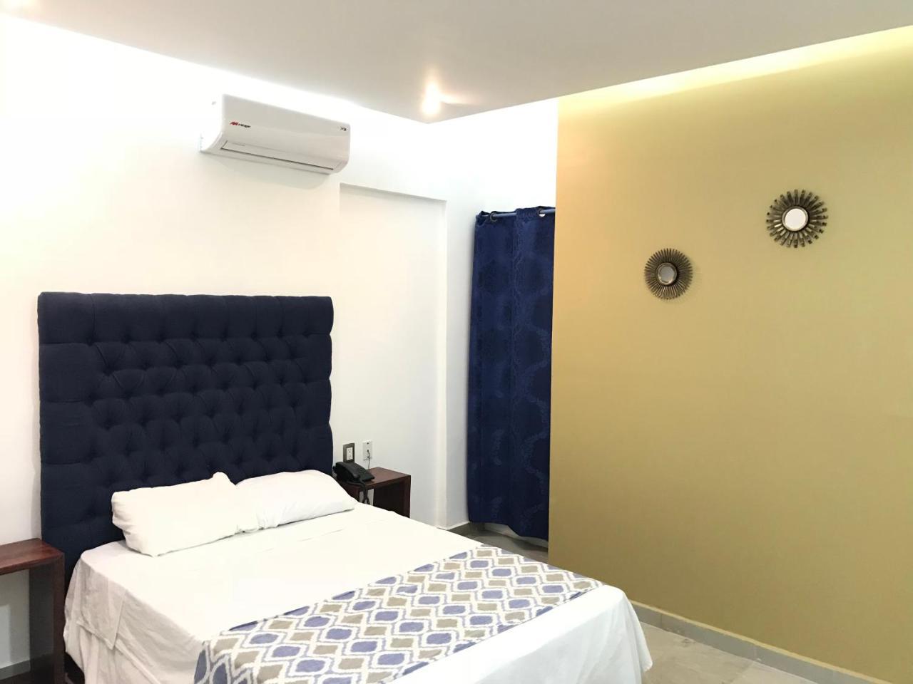 Hotel Plaza Amalia ทักซ์ทลา กูทิเอเรซ ภายนอก รูปภาพ